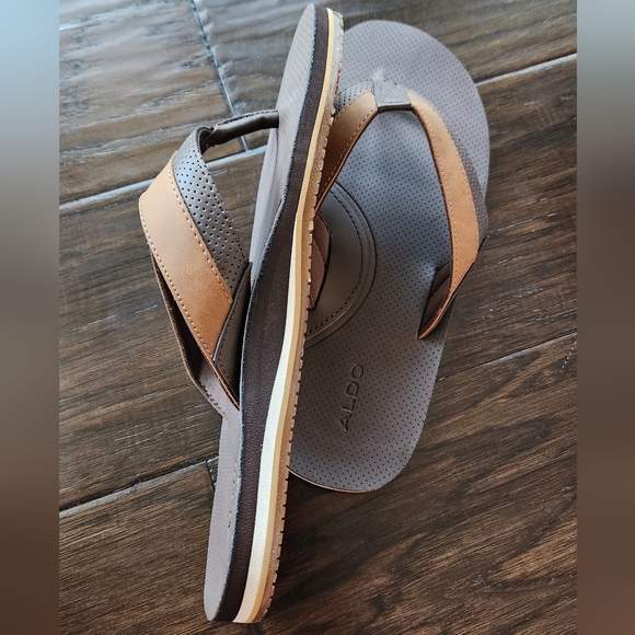 ALDO Men’s sandals, mynytho, Size 9. NEW With Box. Brown - Picture 10 of 11